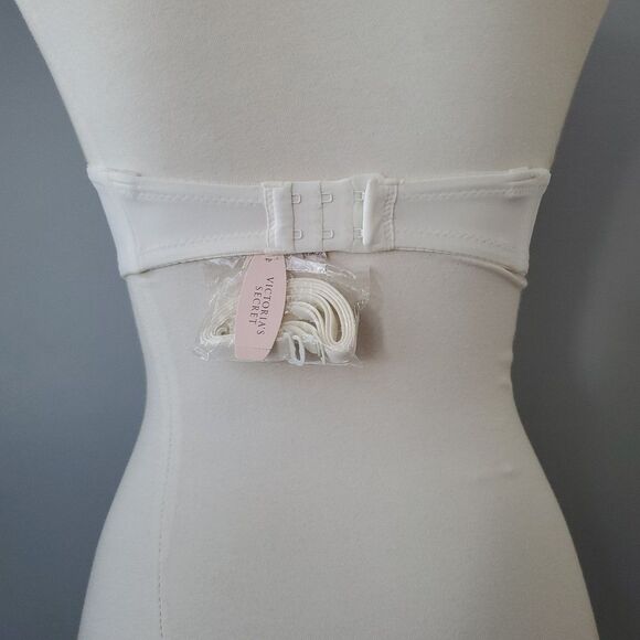 Victoria's Secret White Body By Victoria Strapless Multi Way Bra Womens 34C VTG - Picture 3 of 9